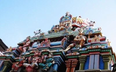 Temples, Beaches & Homestays